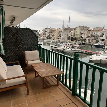 Empuria Sur Les Canaux Empuriabrava